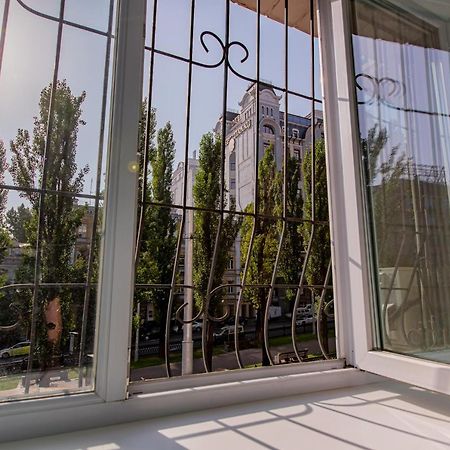 Big Jacuzzi , Sauna , Khreshchatyk Apartments 키예프 외부 사진