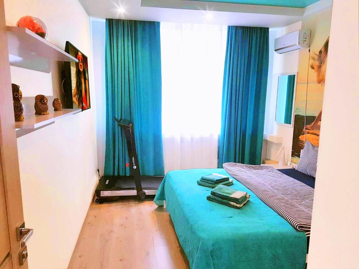 Big Jacuzzi , Sauna , Khreshchatyk Apartments 키예프 외부 사진